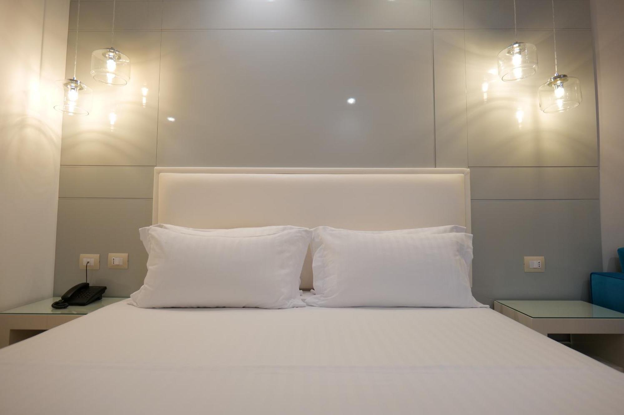 Hotel Luxury Ксаміл Екстер'єр фото