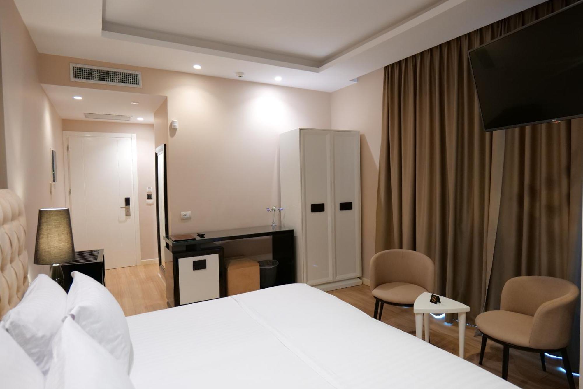 Hotel Luxury Ксаміл Екстер'єр фото