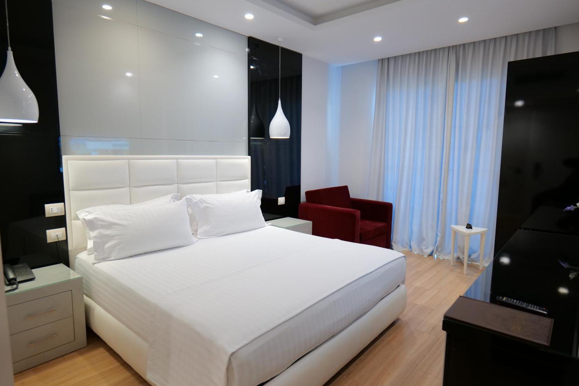 Hotel Luxury Ксаміл Екстер'єр фото