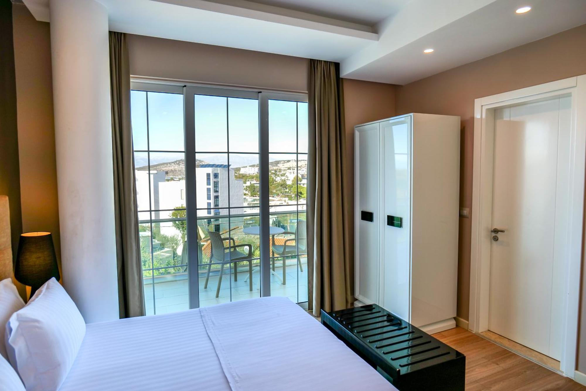 Hotel Luxury Ксаміл Екстер'єр фото