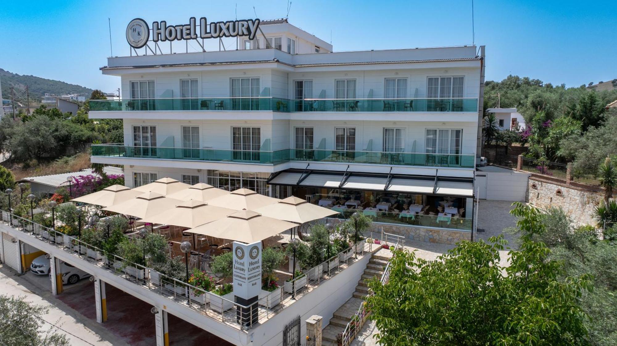 Hotel Luxury Ксаміл Екстер'єр фото