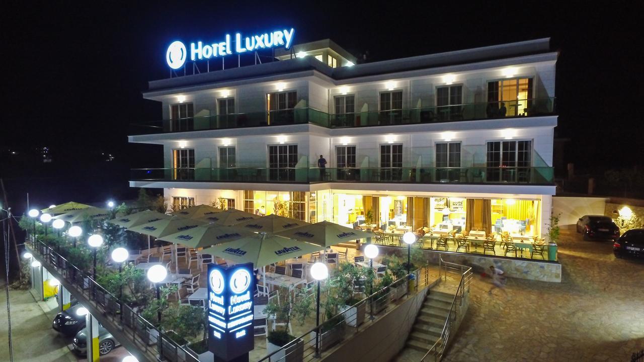 Hotel Luxury Ксаміл Екстер'єр фото